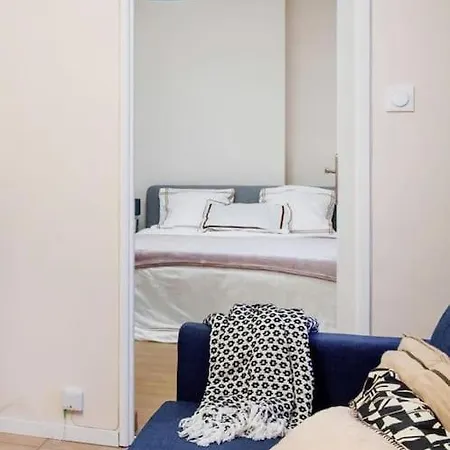 Le Carre D'or - T2, Pres Lyon & Parking Gratuit *